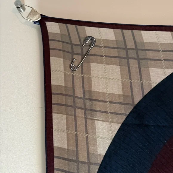 100% Authentic Hermès Cheval Punk 100 Cashmere Silk Scarf Daiske 100cm Carré H - Picture 12 of 16